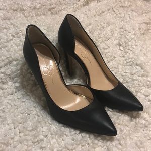 Jessica Simpson Paryn Dorsay Pump 
